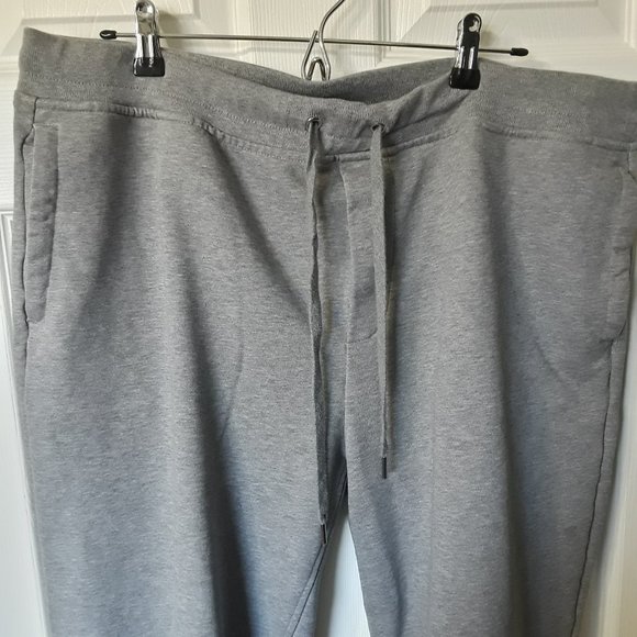 Banana Republic French Terry Jogger - Picture 4 of 8